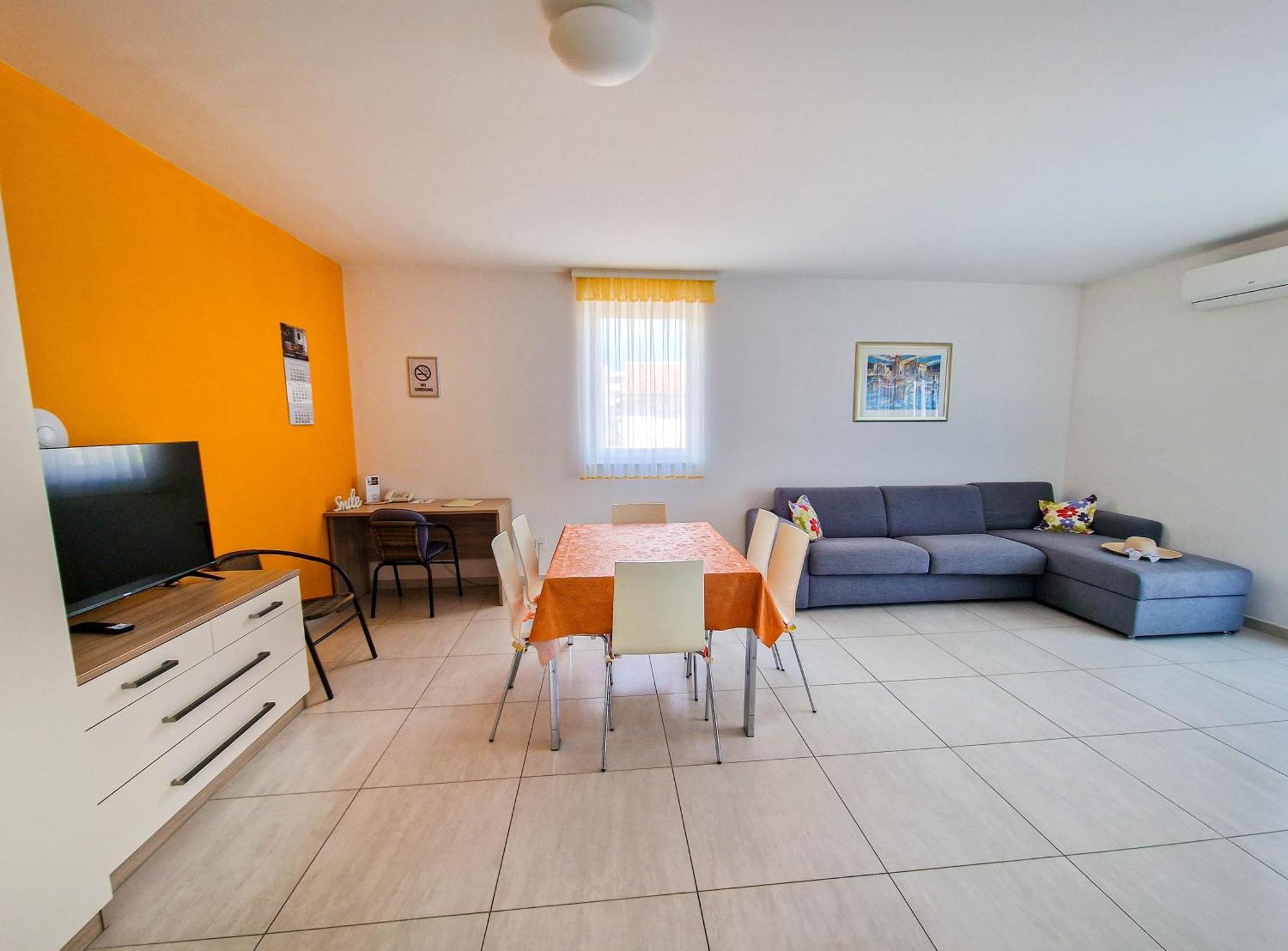 Vila Novak Novalja Luaran gambar